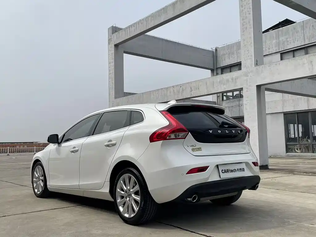 Volvo V40 1.6 T Smart Grace