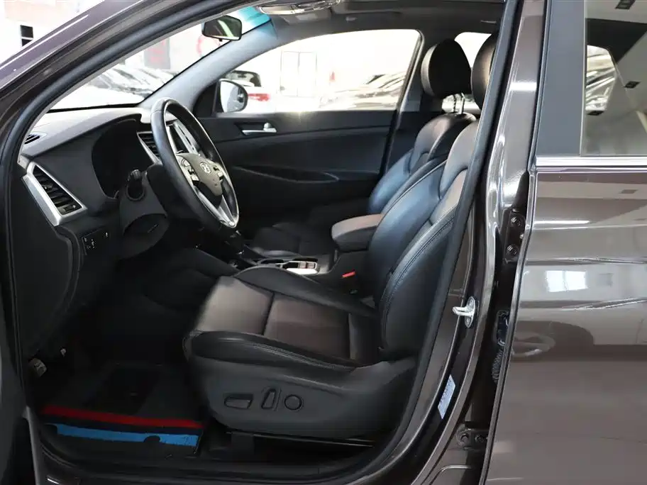 Tucson 1.6 T DCT 2 WD 15 Anniversary Special Edition