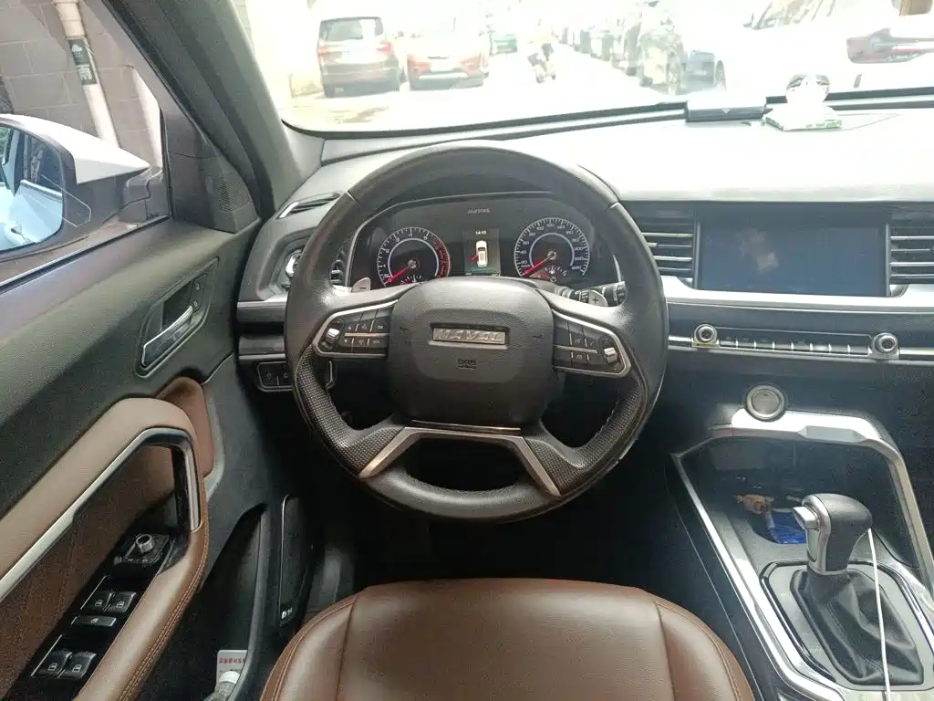 Haval H6 Red Label 1.5 T Auto Luxury