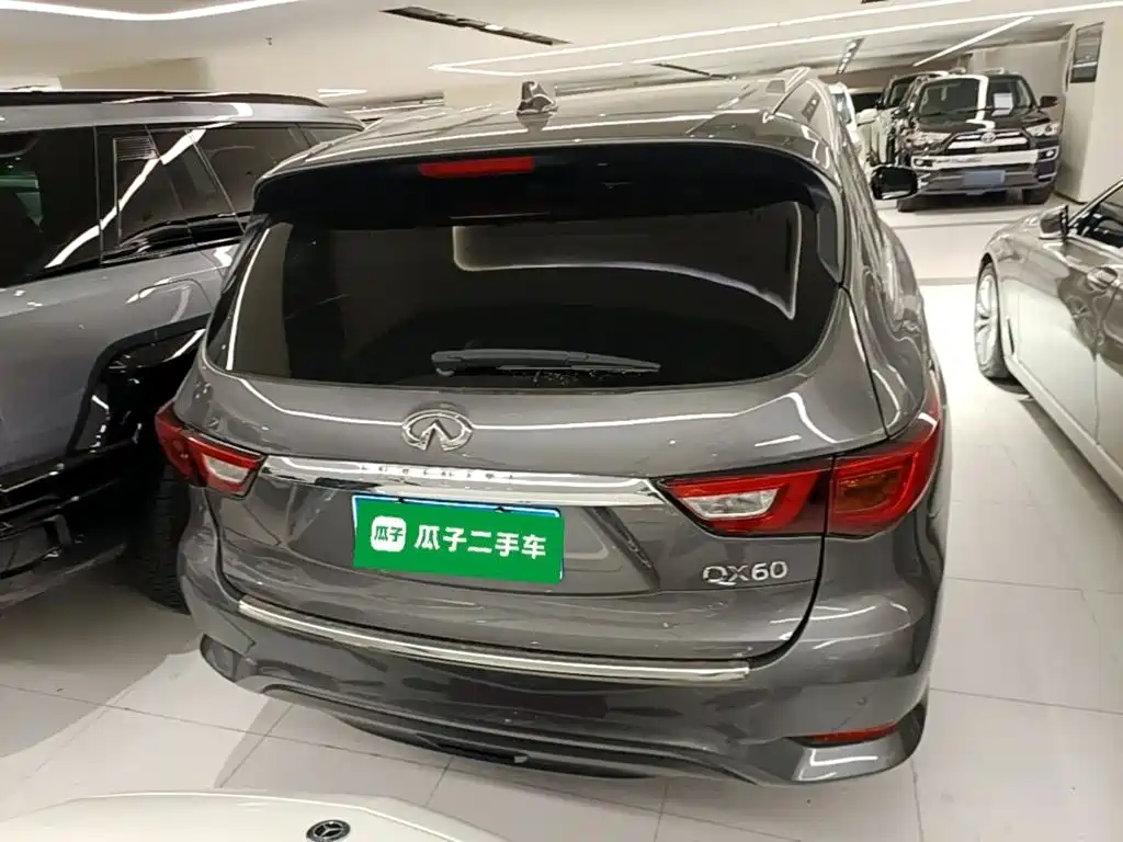 Infiniti QX60 (Import) 英菲尼迪QX60进口 2018款 2.5 S/C Hybrid 两驱卓越版 国VI