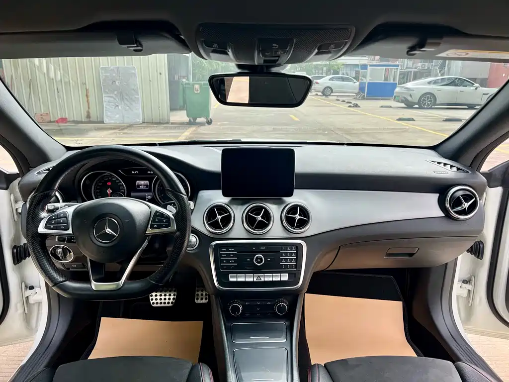 Mercedes-Benz CLA (Import) CLA 220 4 MATIC