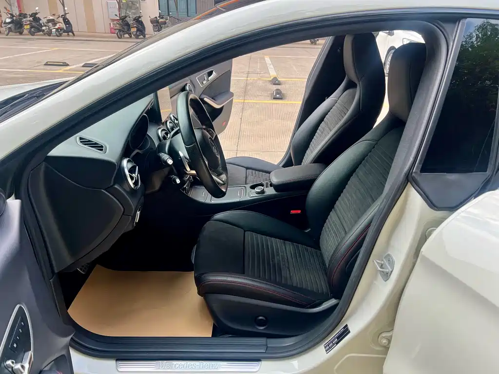 Mercedes-Benz CLA (Import) CLA 220 4 MATIC
