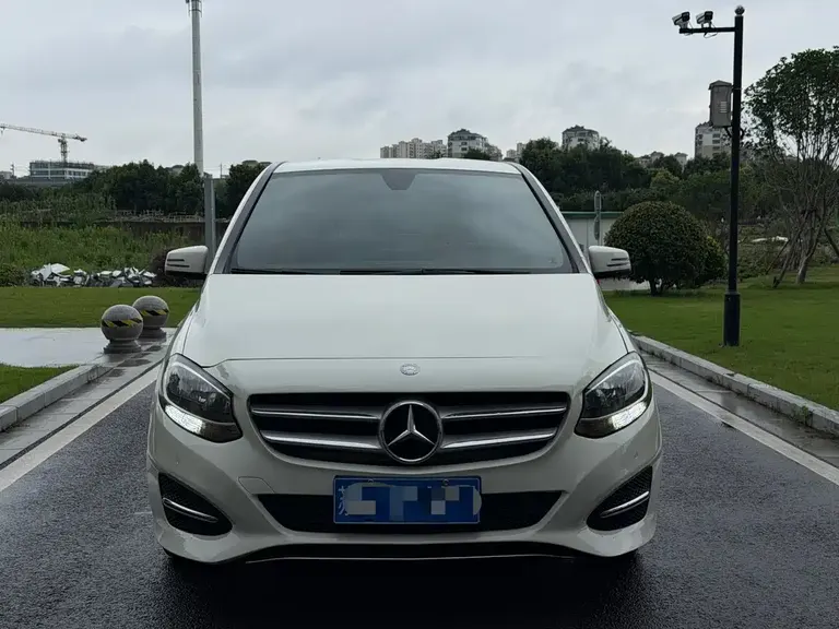 Mercedes-Benz B-Class B 180