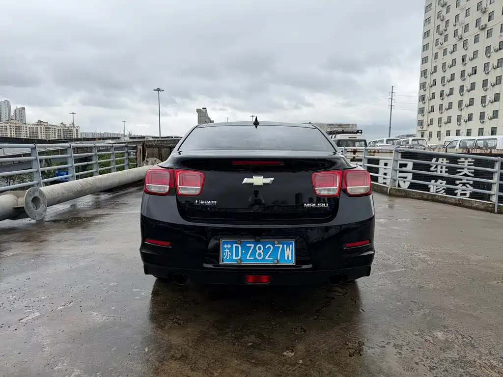 Malibu 2.0 L Auto Luxury