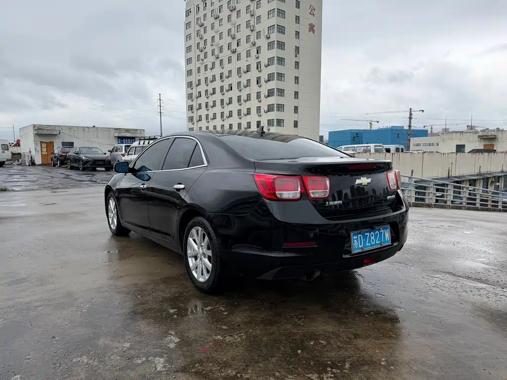 Malibu 2.0 L Auto Luxury
