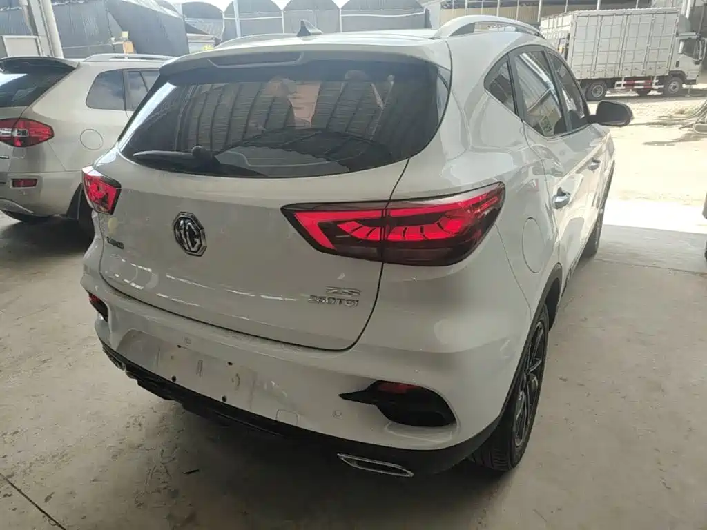 MG ZS 260 TGI Auto Trophy Plus L2+