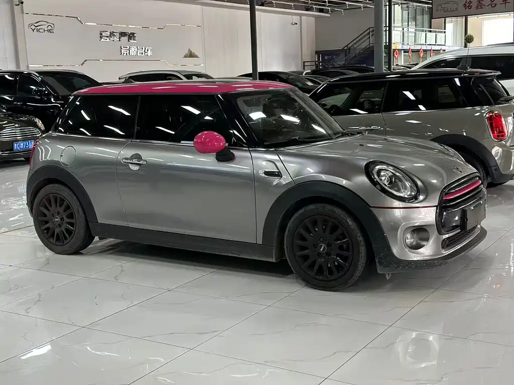 MINI 1.5 T COOPER Classic