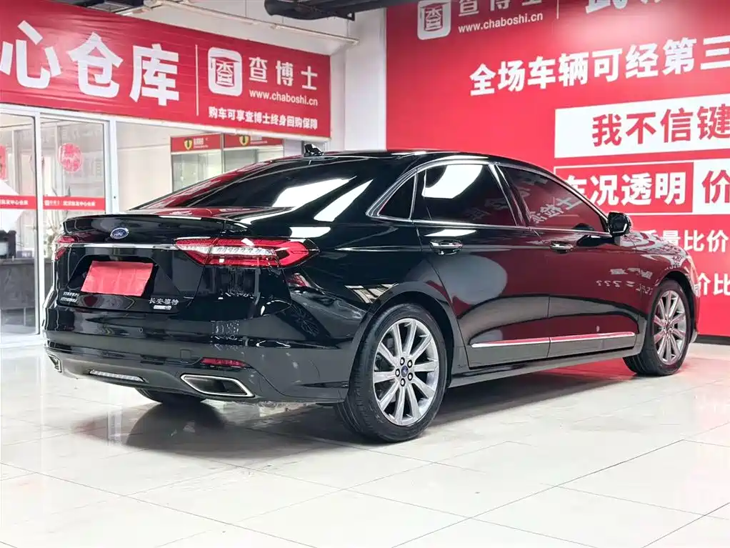 Taurus EcoBoost 245 Premium