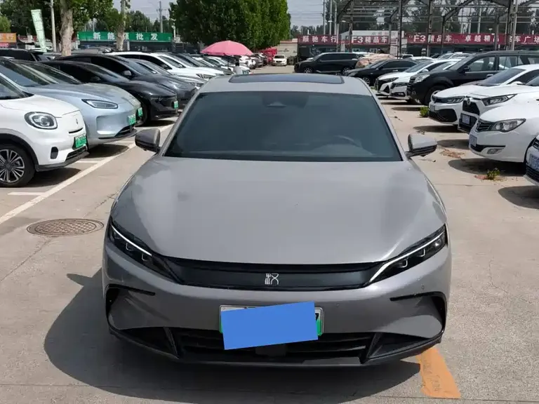 BYD Han DM-i 125 KM Honored