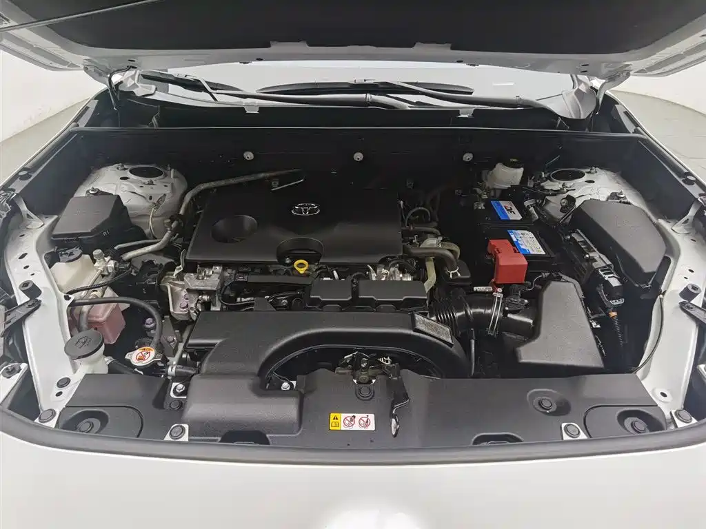 Wildlander 2.0 L CVT 2 WD Luxury PLUS