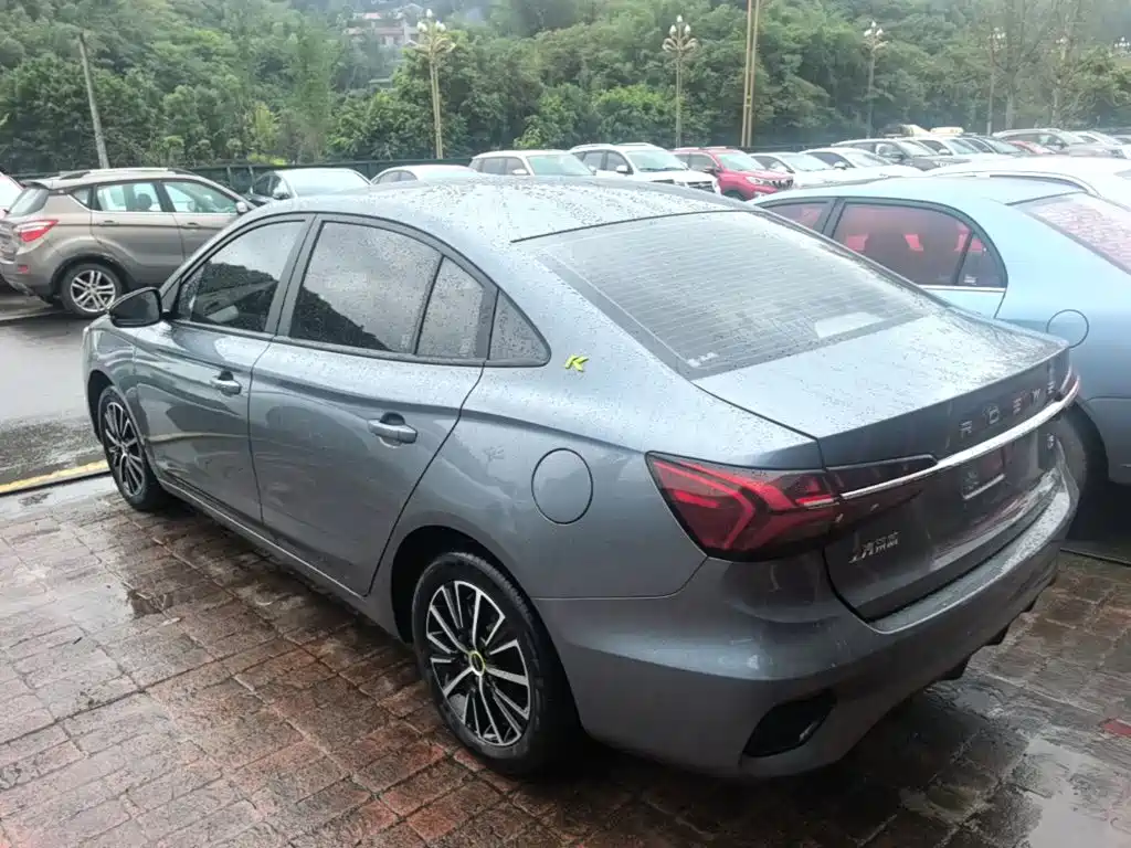 Roewe i5 1.5 L Manual Platinum