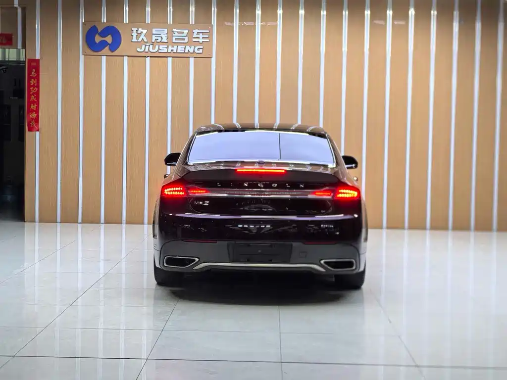 Lincoln MKZ 2.0 T Premium