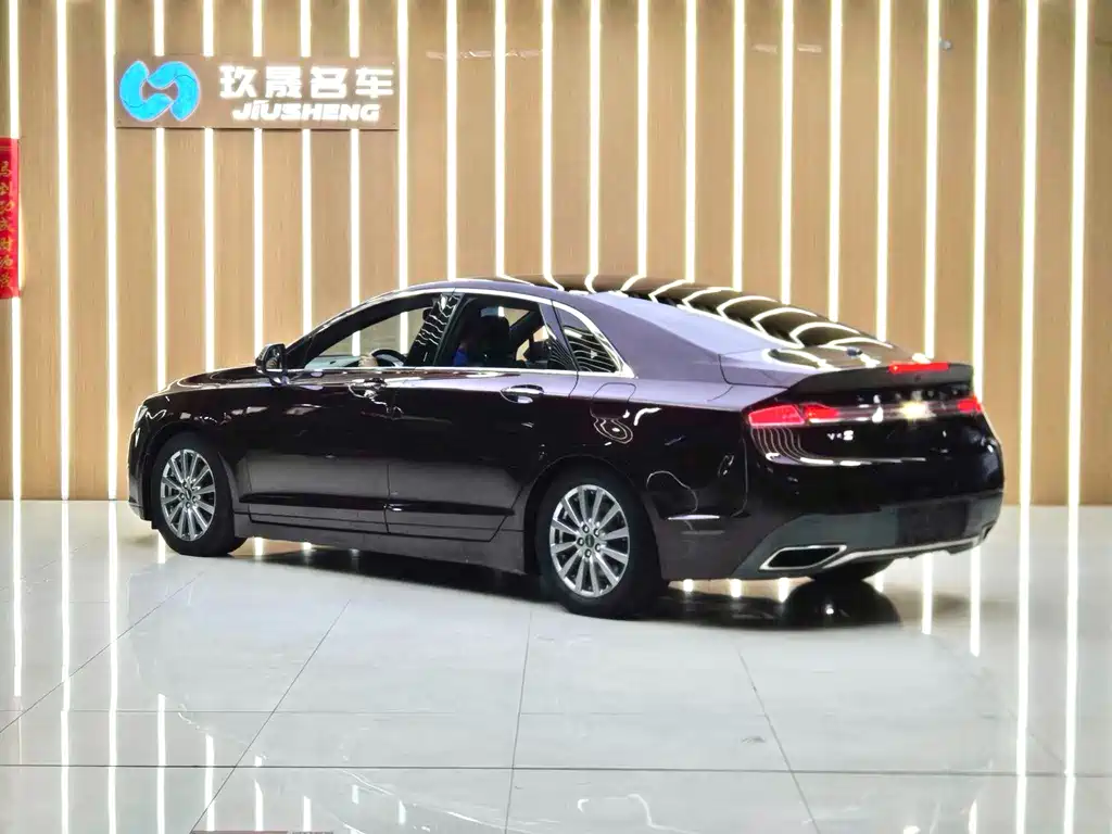 Lincoln MKZ 2.0 T Premium