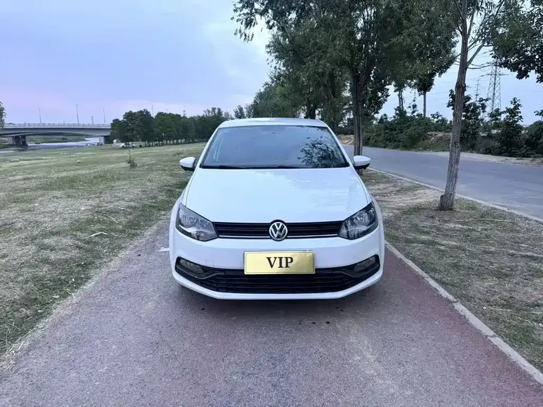 Volkswagen Polo 1.5 L Auto Safe Drive