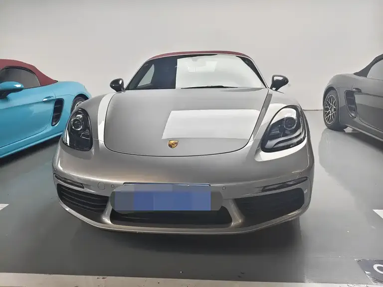 Porsche 718 Boxster 2.0 T