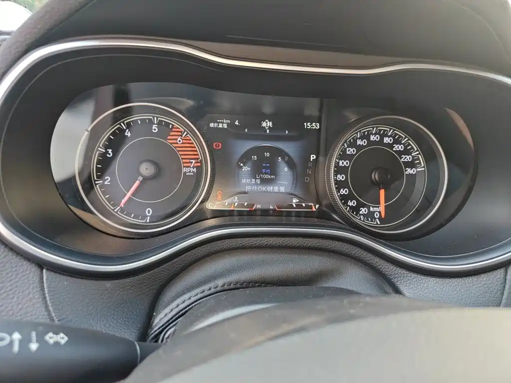 Cherokee 自由光 2019款 2.0 T 四驱探享版 国V