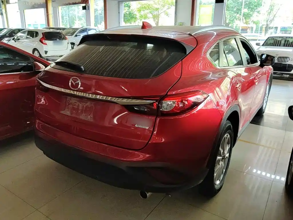 Mazda CX-4 马自达CX-4 2018款 2.0 L 自动两驱蓝天活力版 国VI