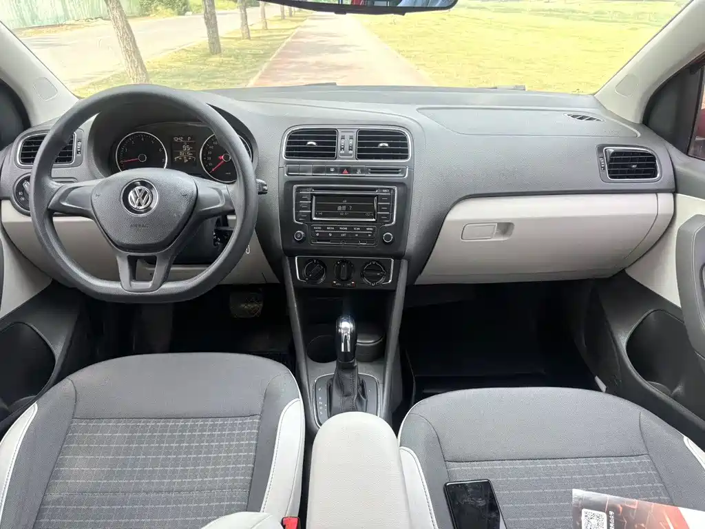 Polo 1.4 L Auto Comfort