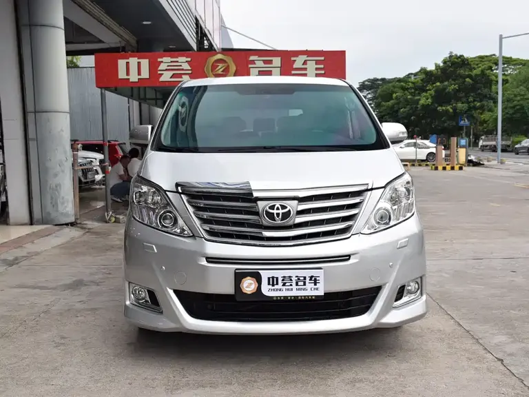 Toyota Alphard 3.5 L Luxury