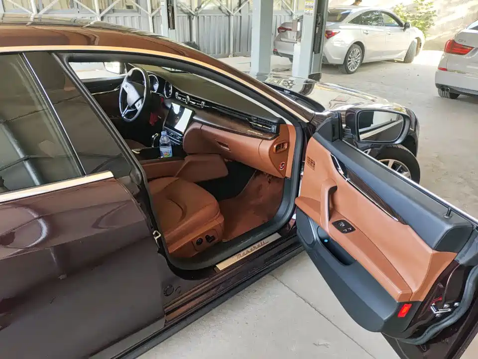 Quattroporte 3.0 T Standard
