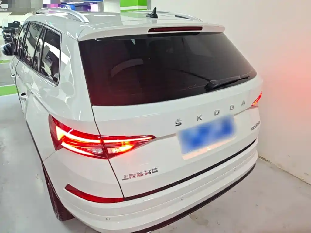 Kodiaq 柯迪亚克 2022款 TSI330 5座两驱奢享版
