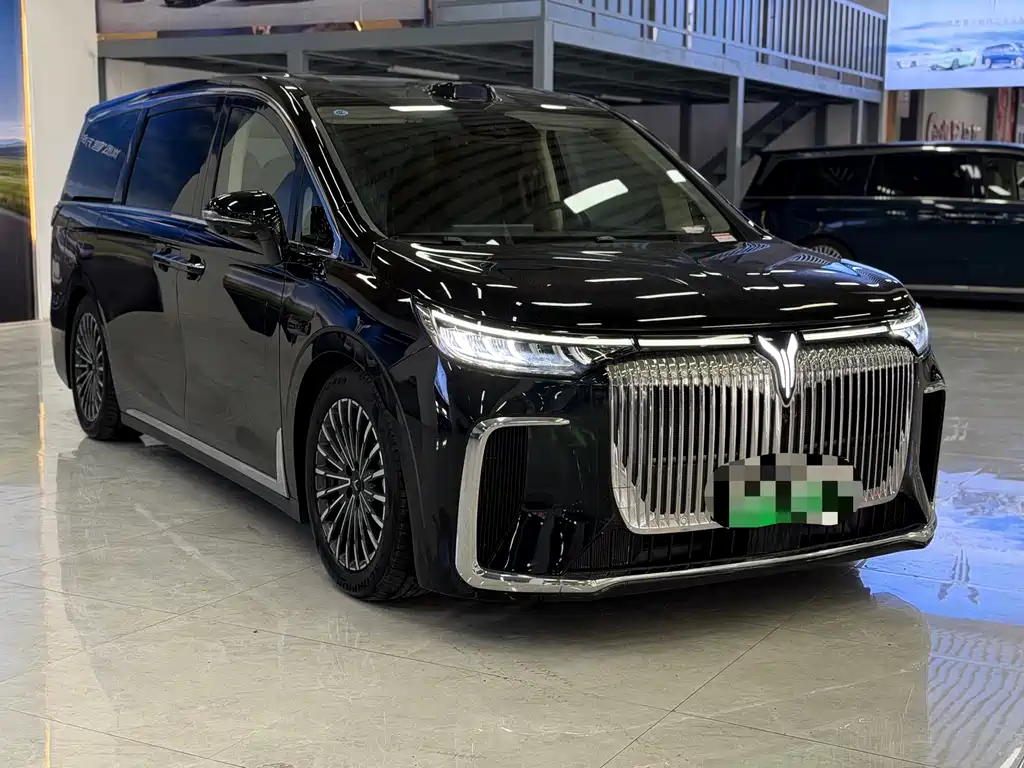 Voyah Dreamer PHEV Qiankun Ultra