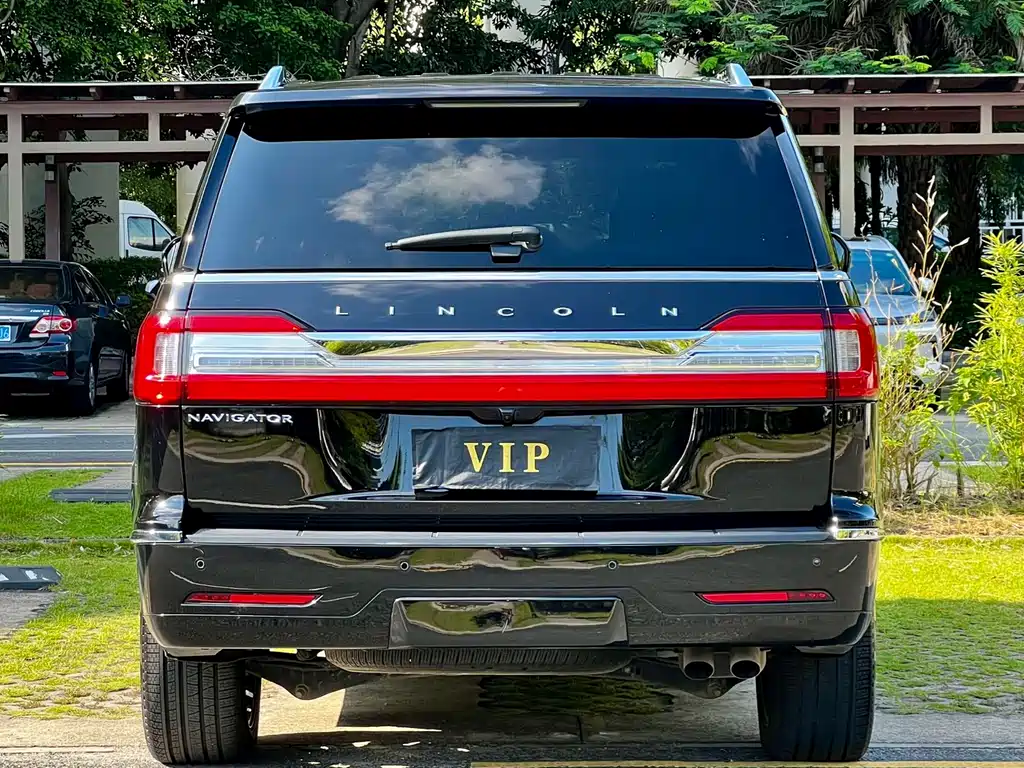 Navigator 3.5 T Honor Shine CN-VI