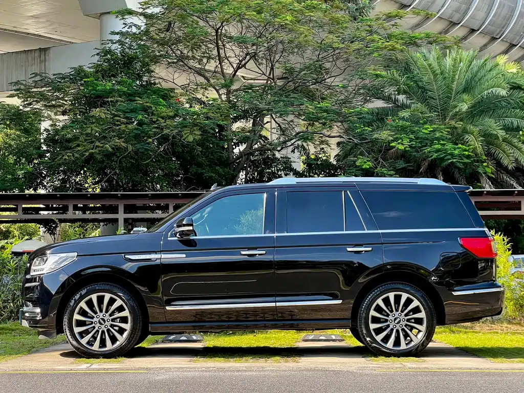 Navigator 3.5 T Honor Shine CN-VI