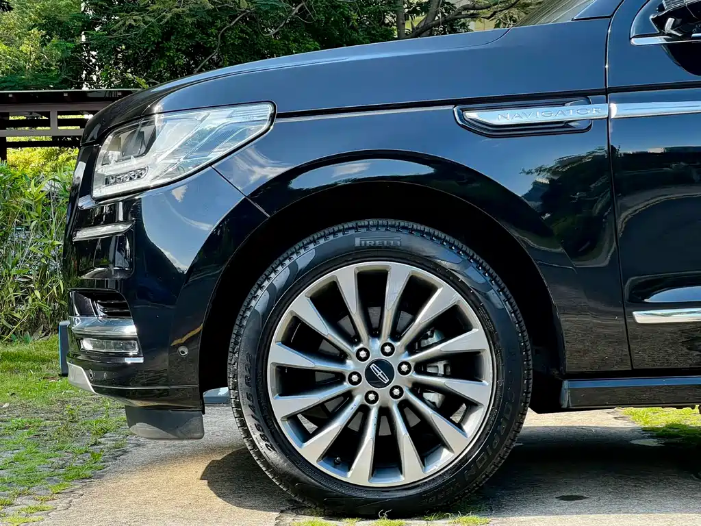 Navigator 3.5 T Honor Shine CN-VI