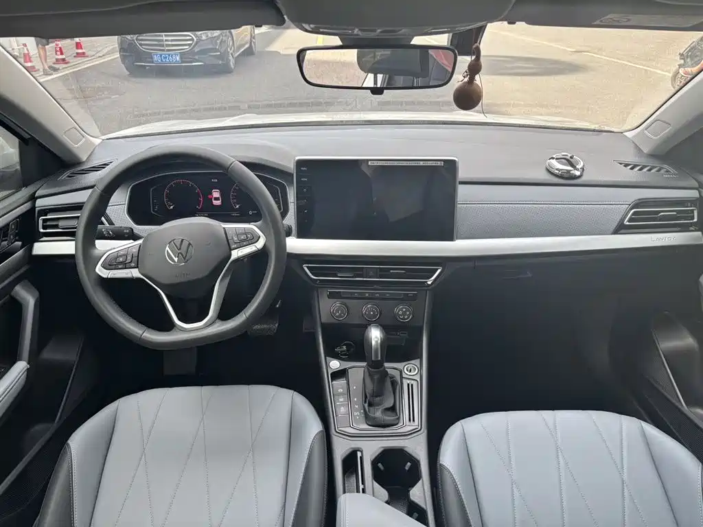 Lavida 1.5 L Auto Starry Sky 5 Million
