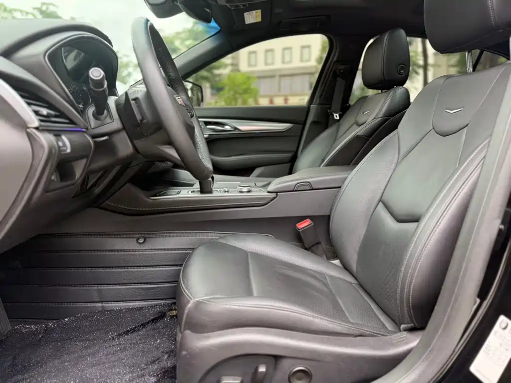 Cadillac CT5 28 T Luxury