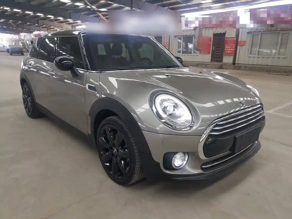 MINI CLUBMAN Facelift 1.5 T COOPER Connoisseur