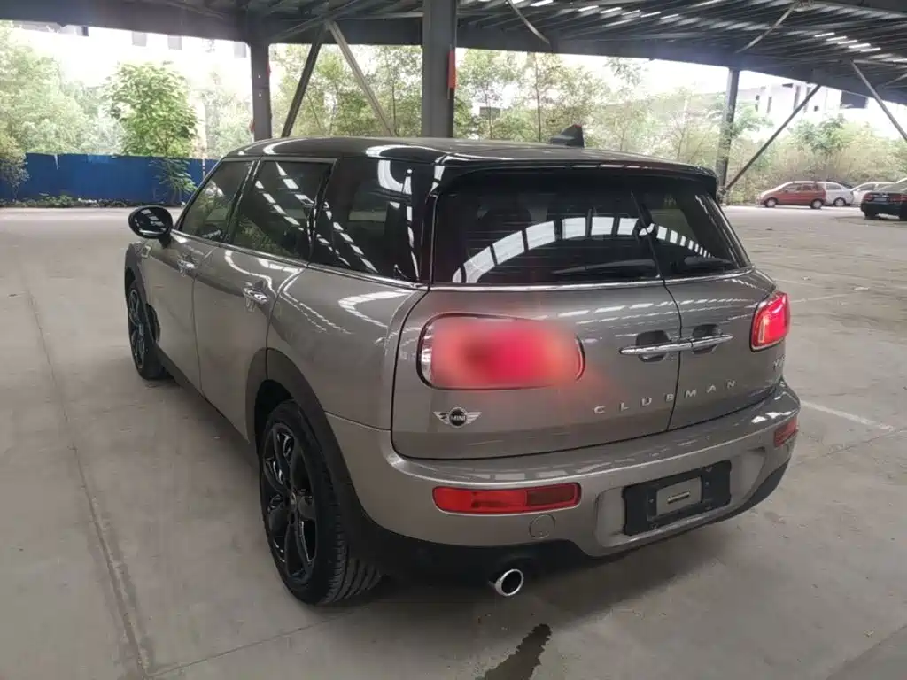 MINI CLUBMAN Facelift 1.5 T COOPER Connoisseur