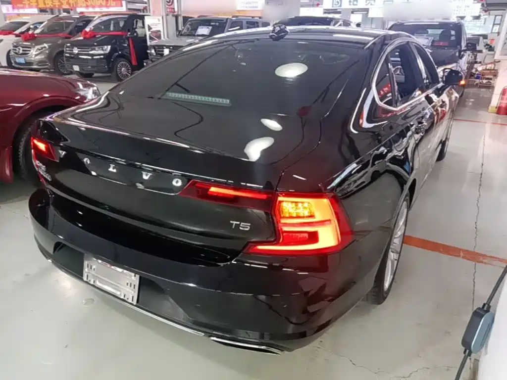 Volvo S90 T5 Smart Vision