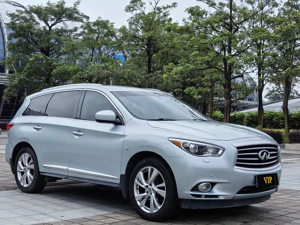 Infiniti JX JX35 2 WD Outstanding