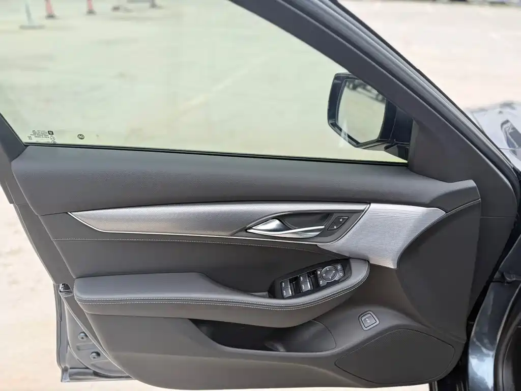 Cadillac CT5 Facelift 28 T Luxury