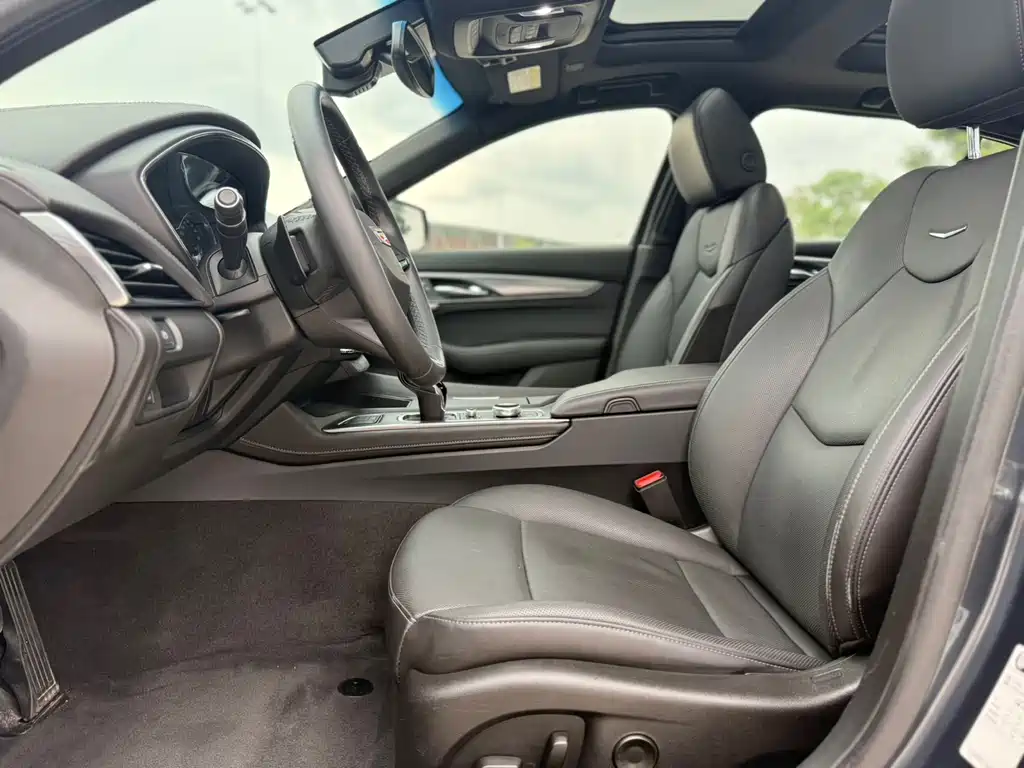 Cadillac CT5 Facelift 28 T Luxury