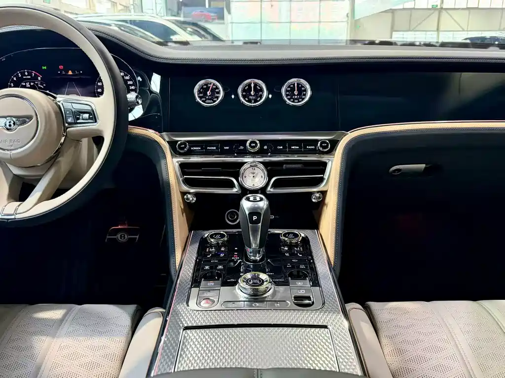 Flying Spur PHEV 4.0 T V8 Mulliner