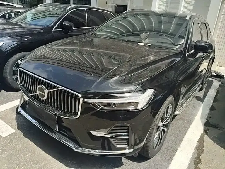 Volvo XC60 B5 4 WD Smart Vision Luxury