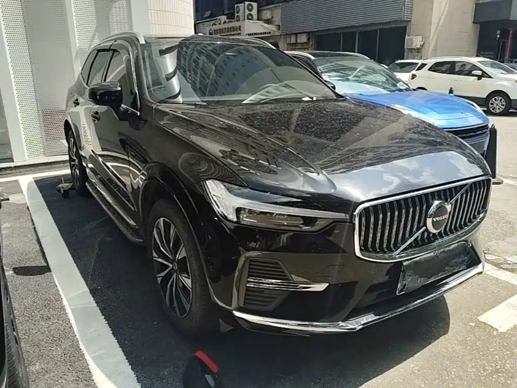 Volvo XC60 B5 4 WD Smart Vision Luxury