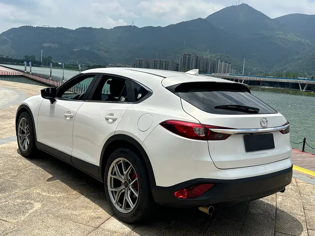 Mazda CX-4 2.0 L Auto 2 WD Blue Sky Vitality