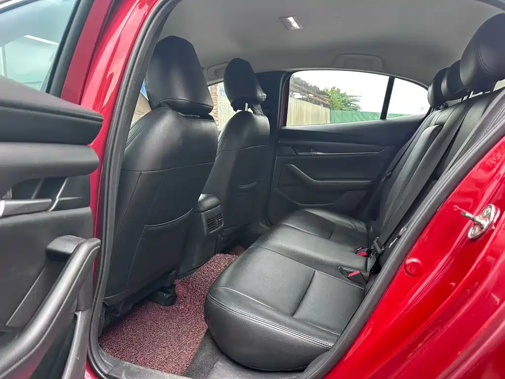 Mazda 3 Axela 1.5 L Auto Quality Beauty