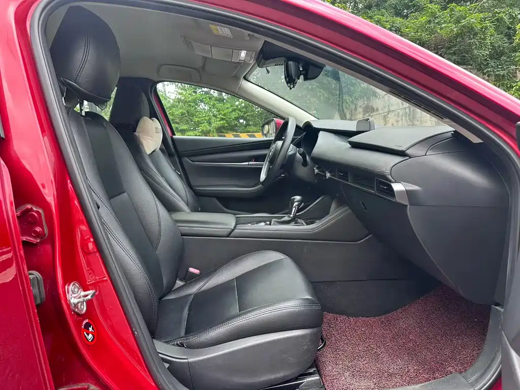 Mazda 3 Axela 1.5 L Auto Quality Beauty