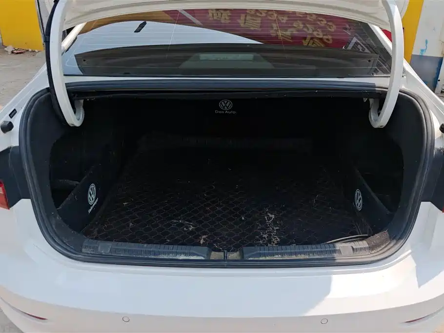 Lavida 280 TSI DSG Luxury
