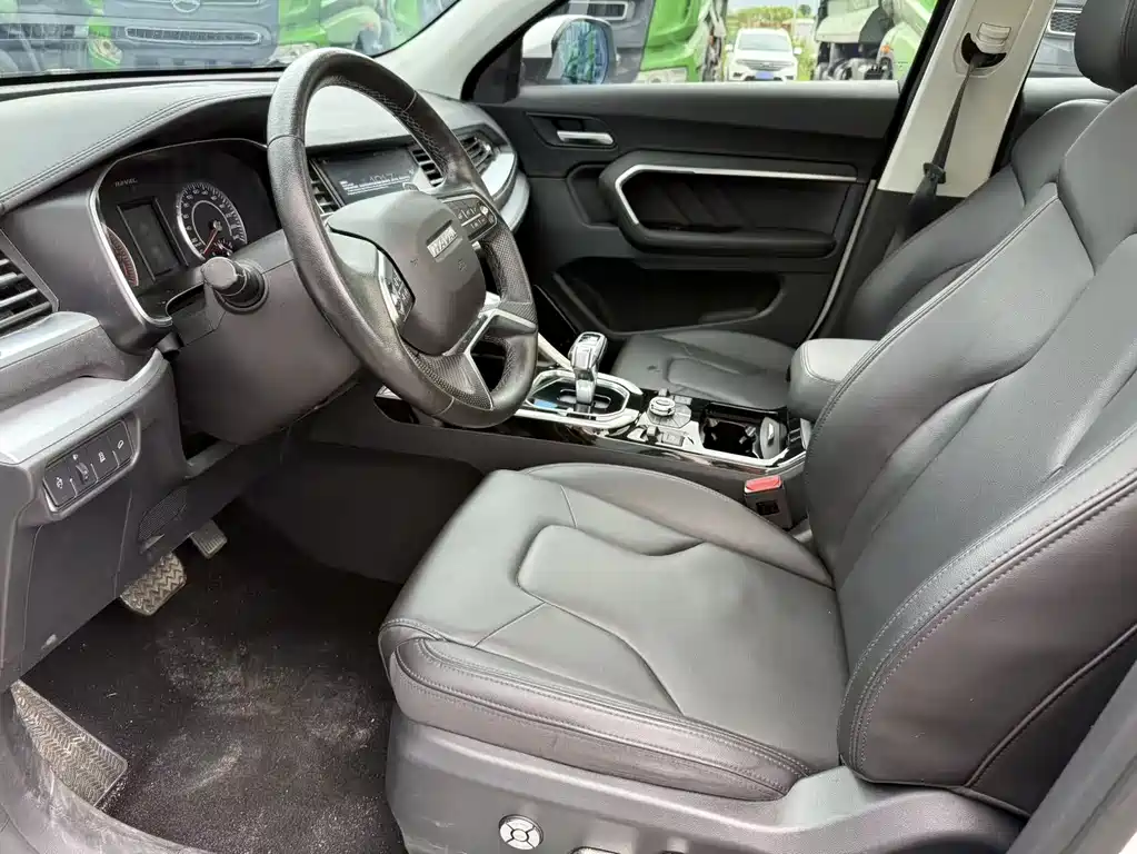 Haval H6 Red Label 2.0 T Auto 2 WD Style