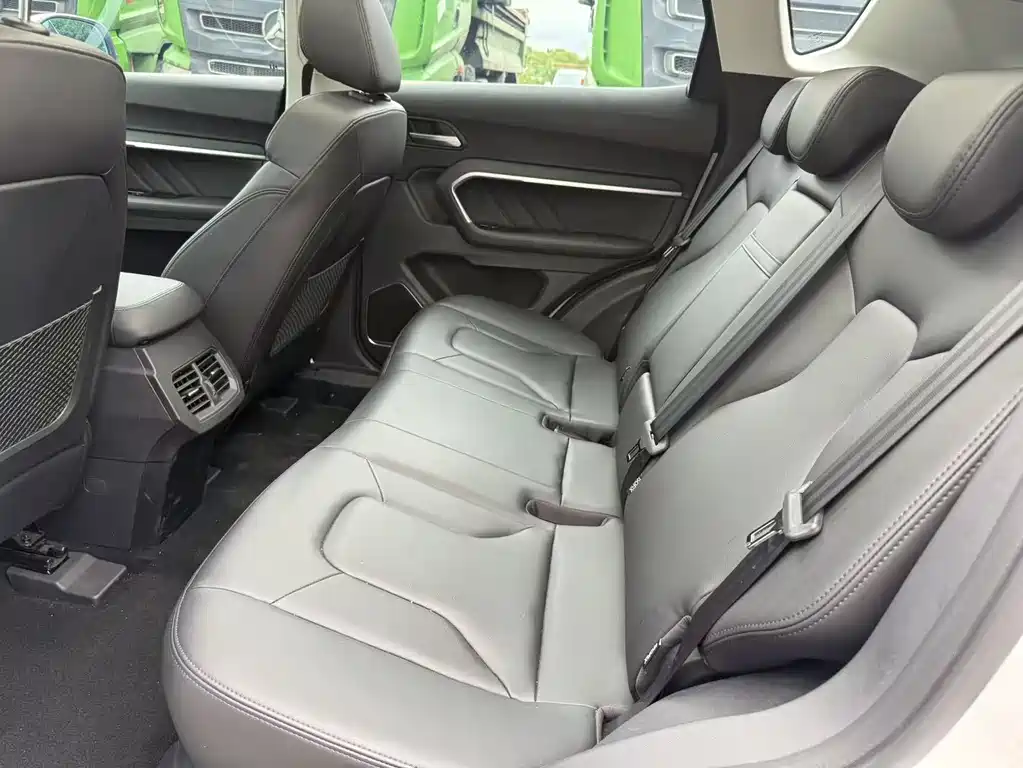 Haval H6 Red Label 2.0 T Auto 2 WD Style