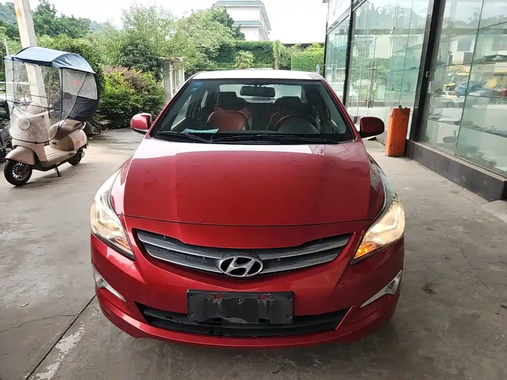 Accent 1.4 L Manual Intelligent GLS