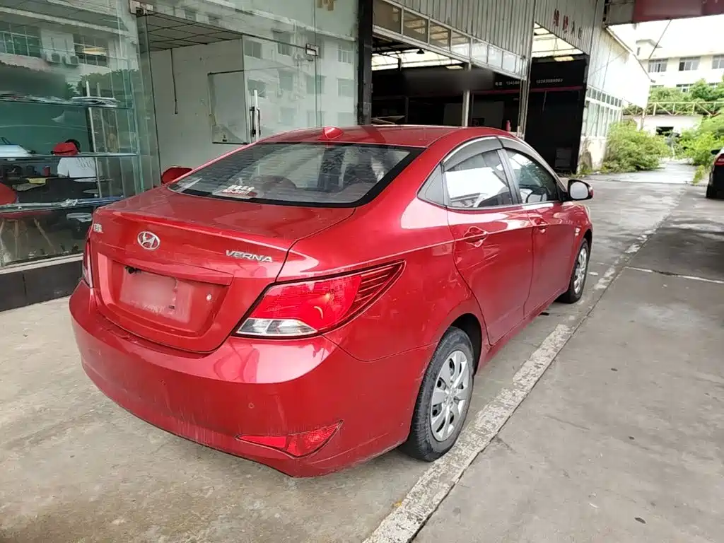Accent 1.4 L Manual Intelligent GLS