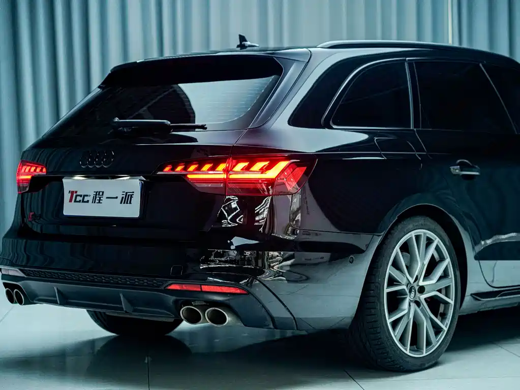 Audi S4 S4 Avant 3.0 TFSI