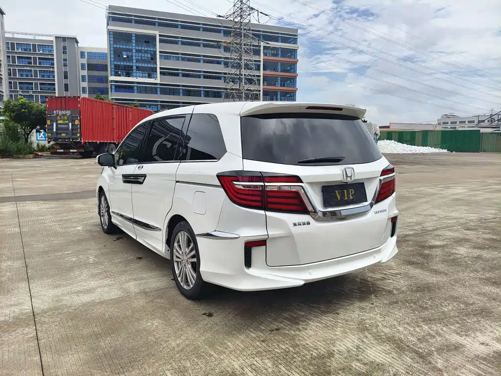 Elysion 2.4 L Supreme
